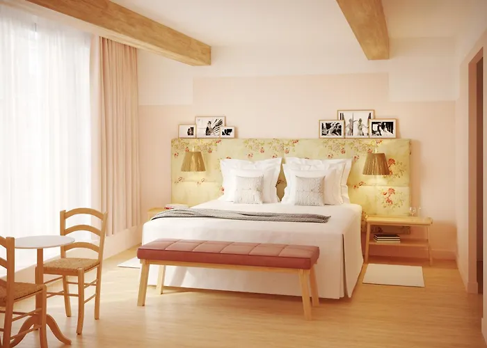 9Hotel Chelton